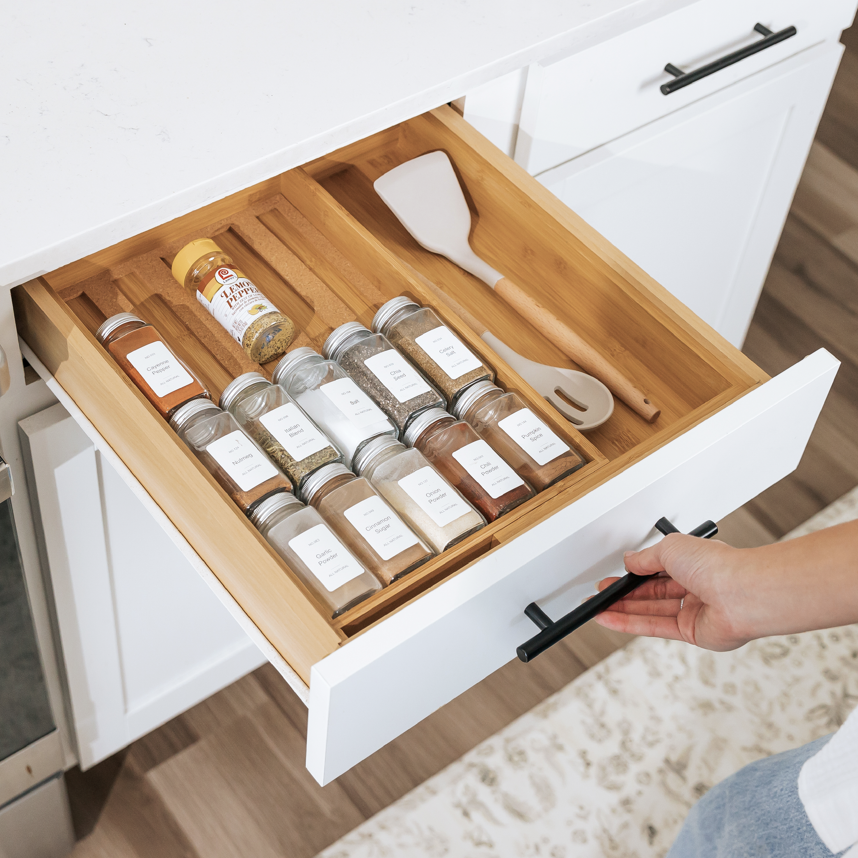 Bamboo Spice Drawer Organizer (Expands to in) – KitchenEdge